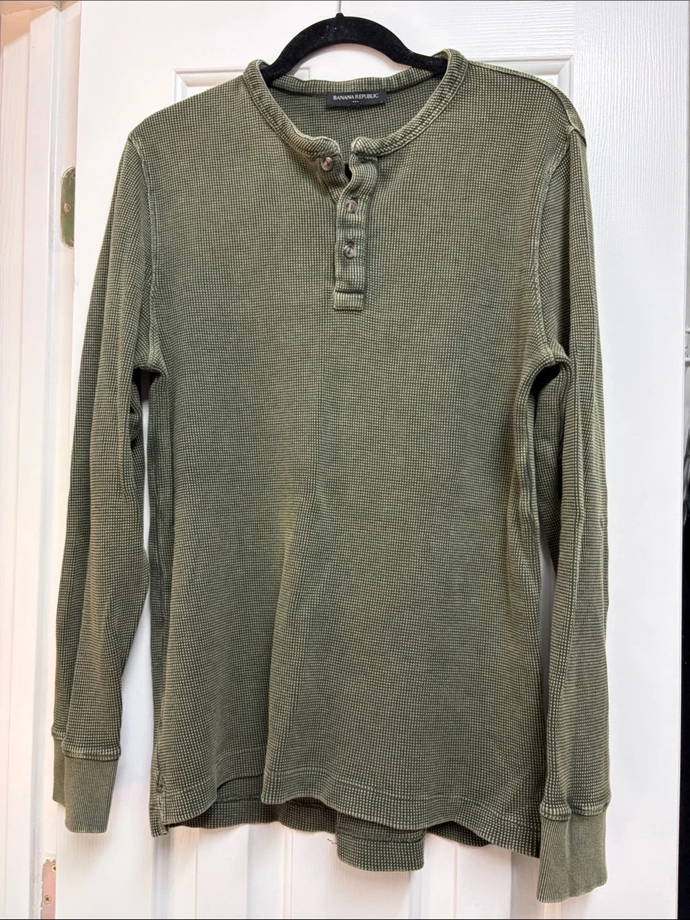 Banana Republic Olive Waffle-Knit Long Sleeve Henley